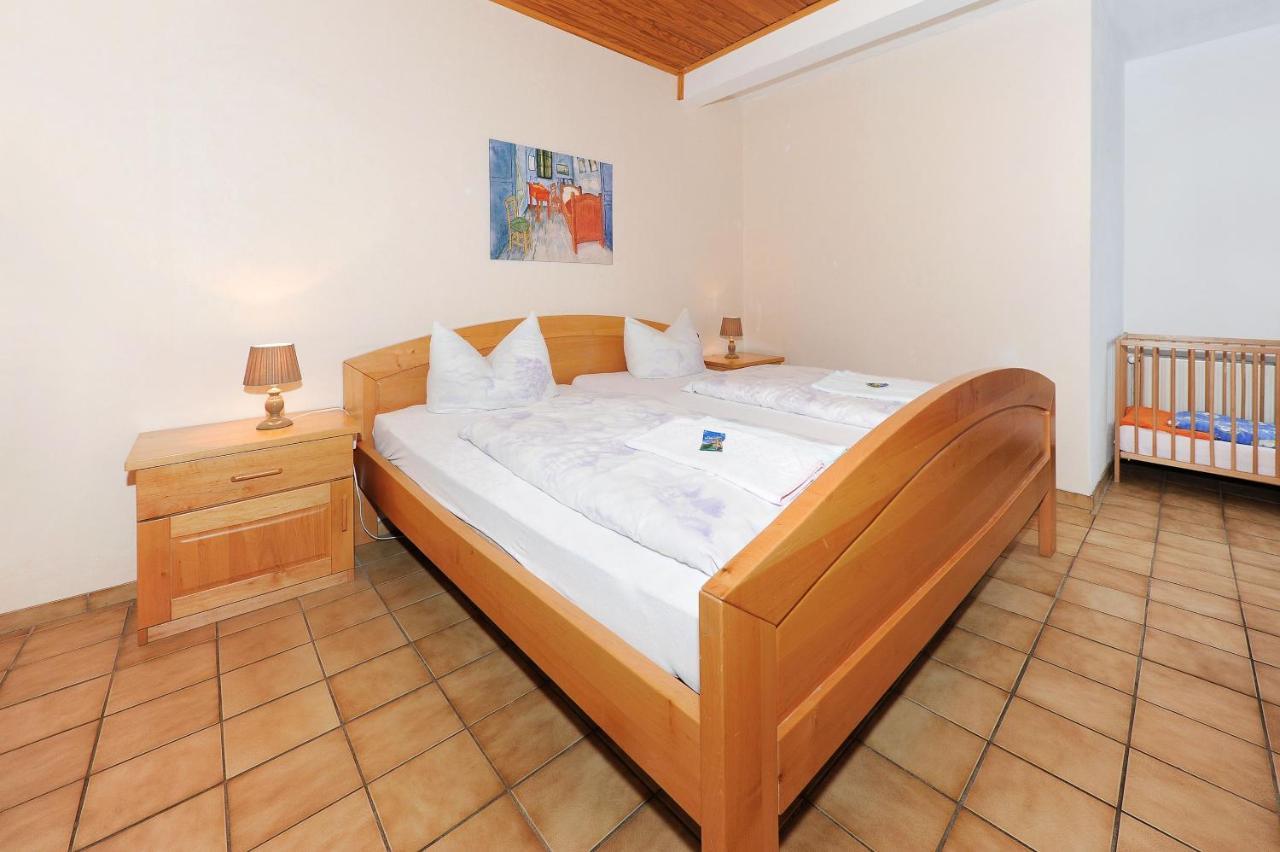 Friesenmeer Ferienwohnung Eins Bensersiel Buitenkant foto